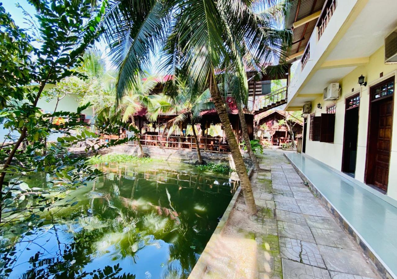 Готель Khach San Sao Mai Ben Tre Екстер'єр фото