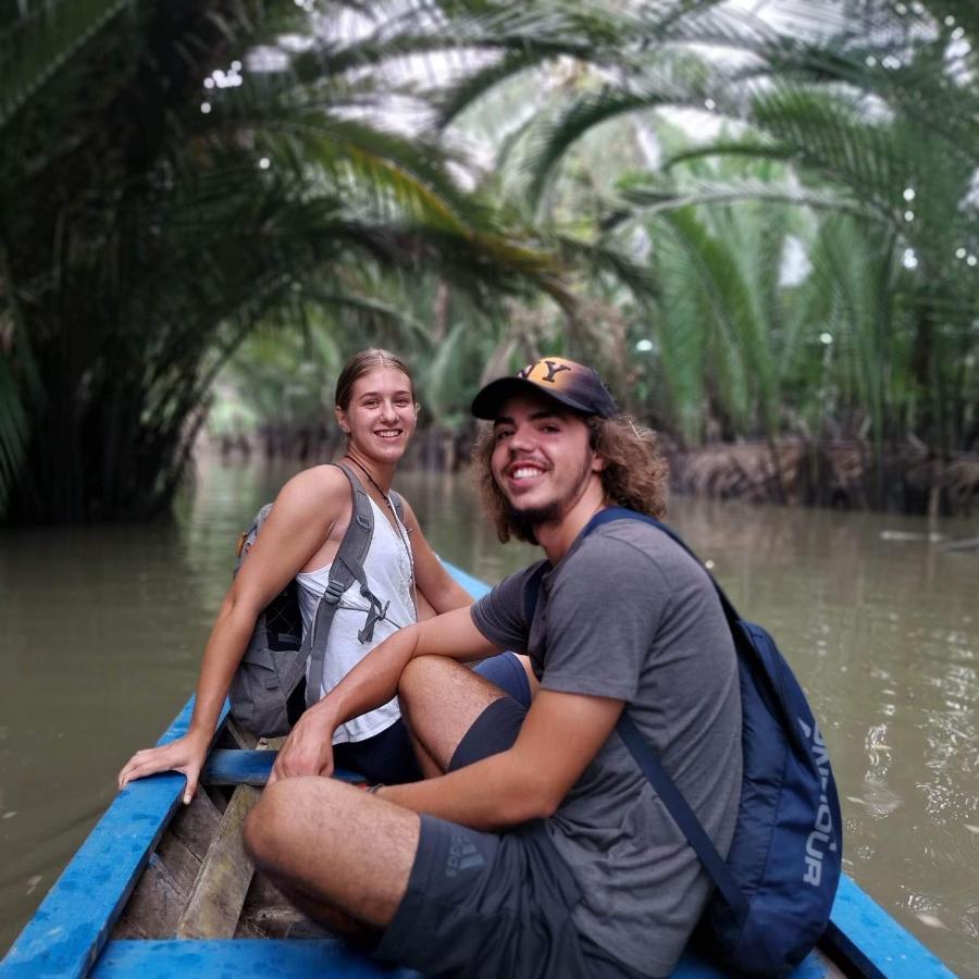 Готель Khach San Sao Mai Ben Tre Екстер'єр фото